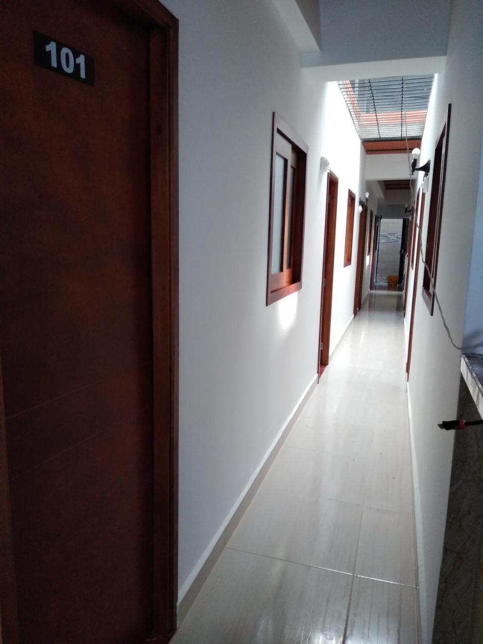 Jireh - Ant Hotel